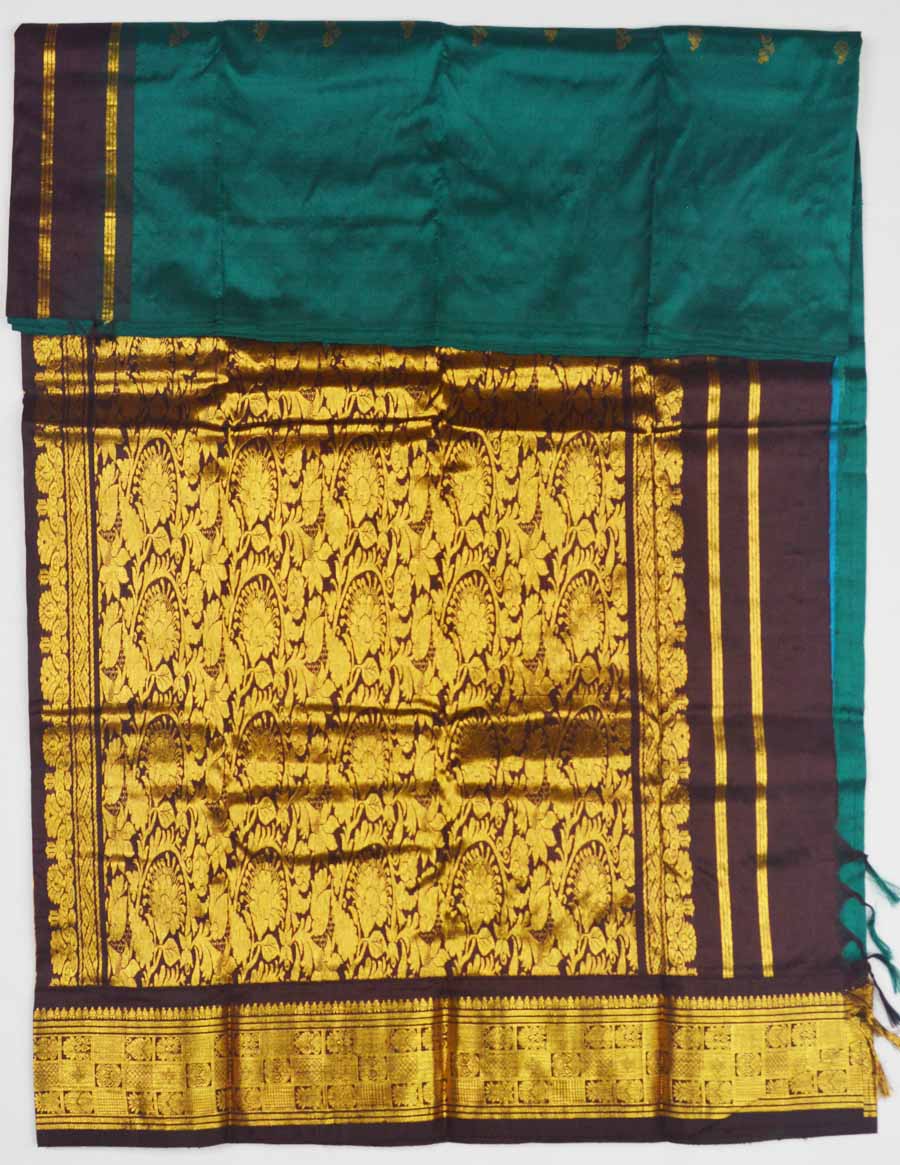 Temple Saree 8541