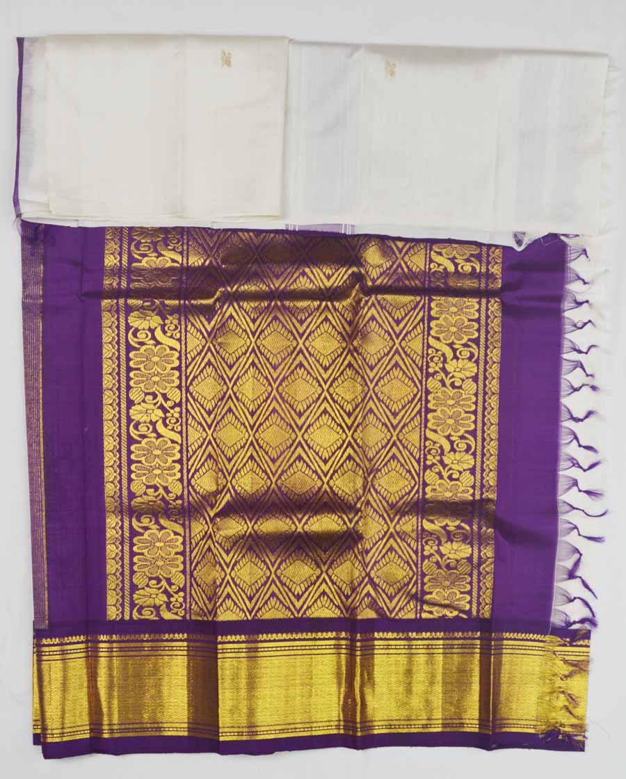 Temple Saree 9594