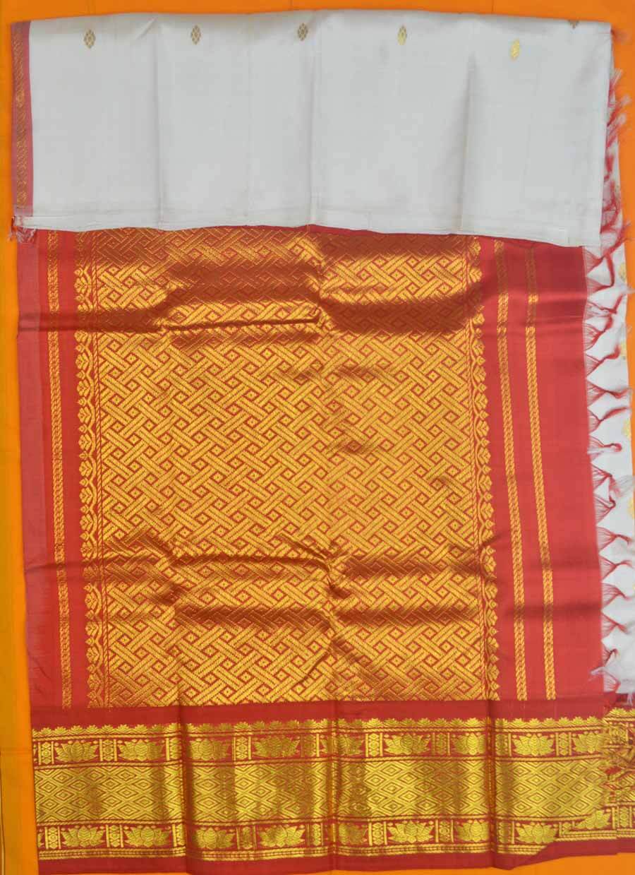 Temple Saree 10647
