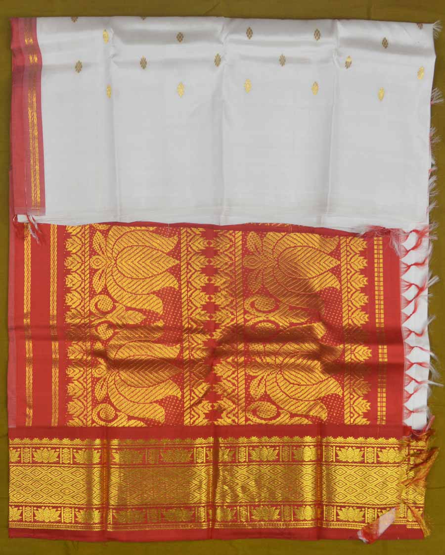 Temple Saree 10826