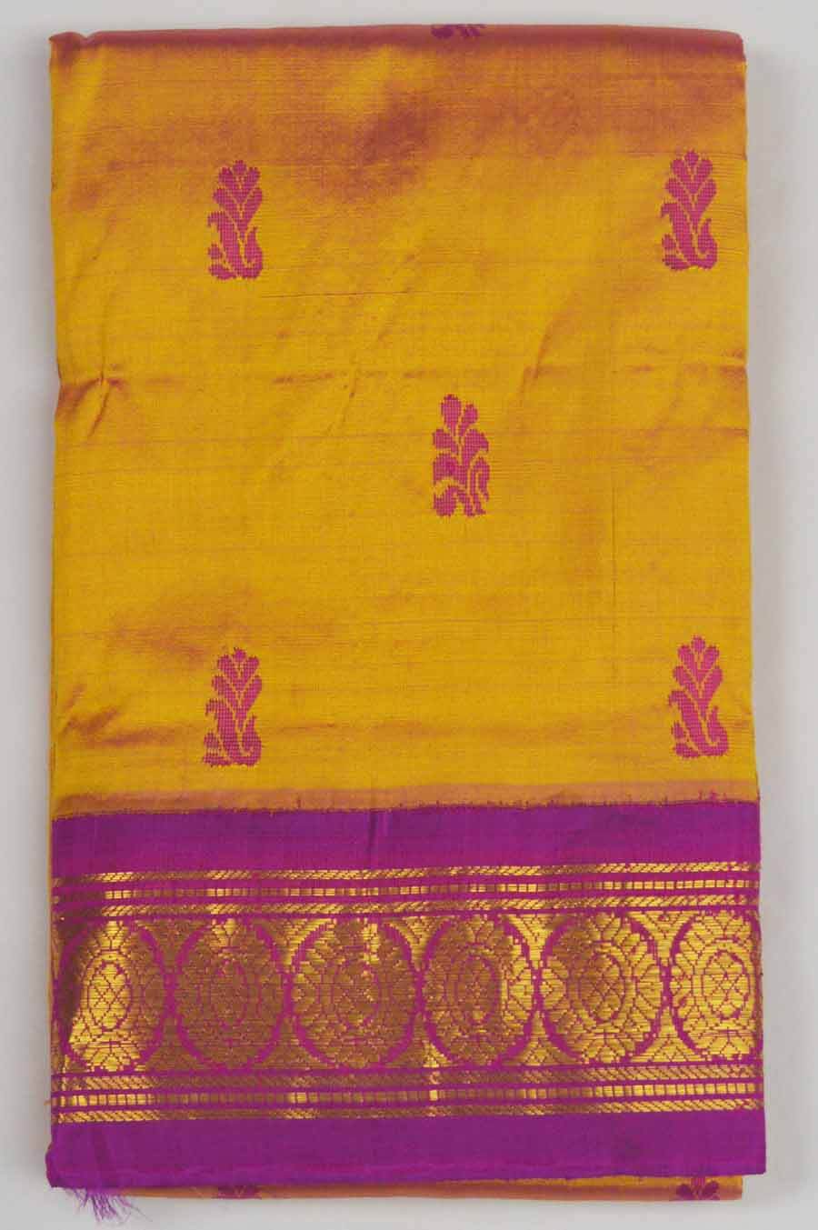 Temple Saree 10825